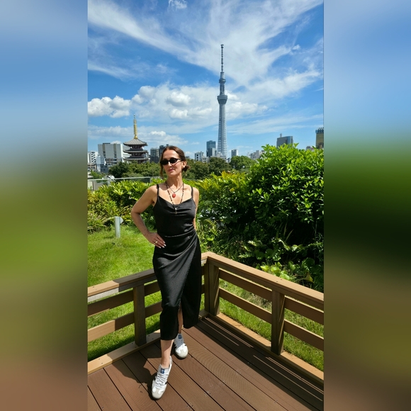 Meet your Posher, Heather - Picture 1 of 1